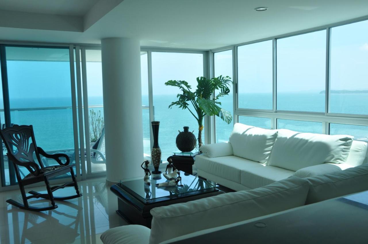 Cartagena Beach Front Apartments Exterior photo